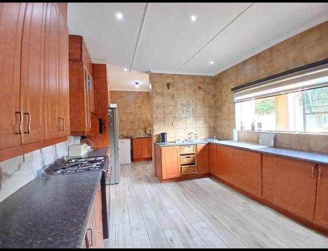 3 BEDROOM HOUSE FOR SALE IN ERMELO